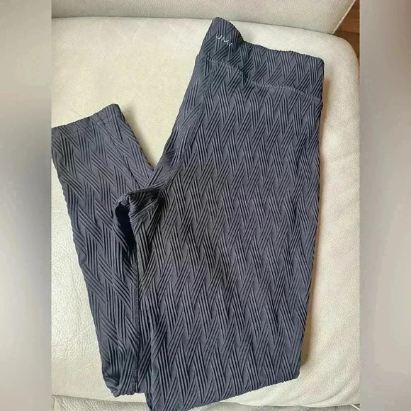 JMP The Label Stamina Leggings V Shaped Black Medium Like New Full Length - Picture 7 of 8